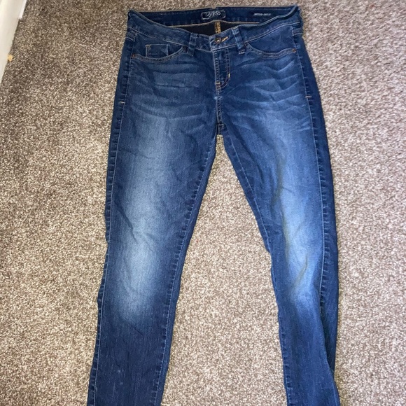Womens guess jeans size 28 rg in great condition. - Picture 1 of 2